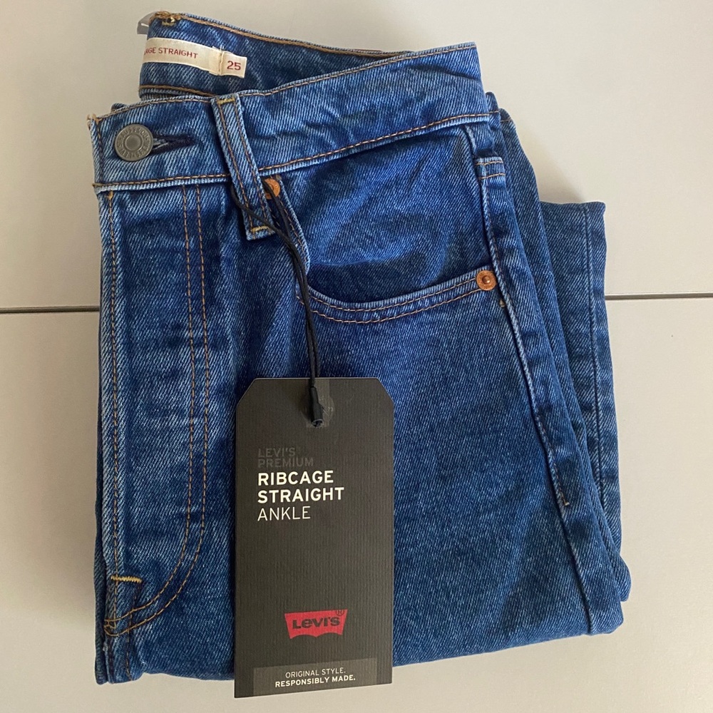 levi’s ribcage straight ankle jeans